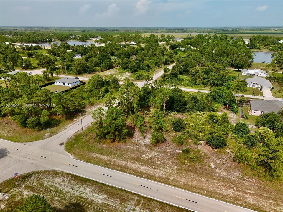 На продажу: $35,000 (0.33 acres)