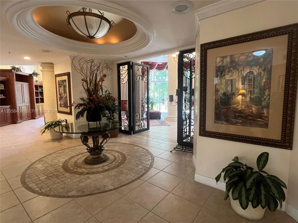 For Rent: $2,900 (2 beds, 2 baths, 1024 Square Feet)