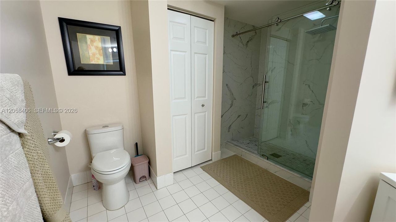 For Rent: $2,900 (2 beds, 2 baths, 1024 Square Feet)