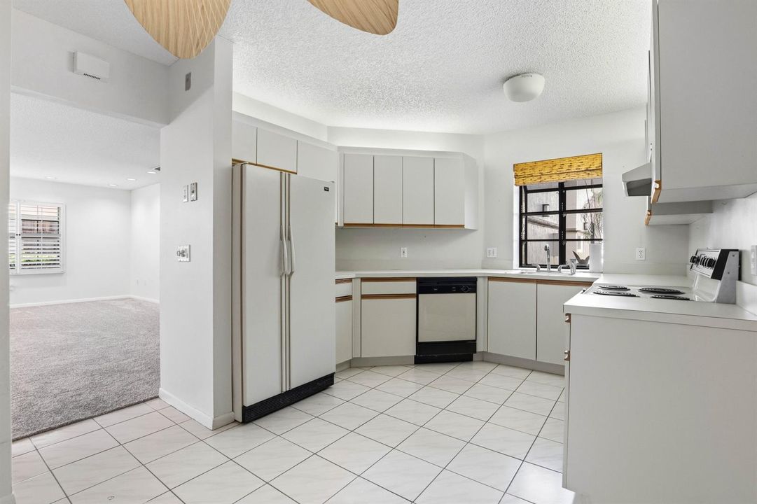 Kitchen / Breakfast