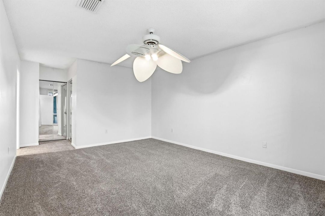 5226 Europa Dr unit _019
