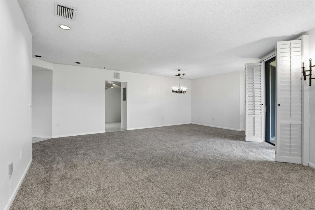 5226 Europa Dr unit _013