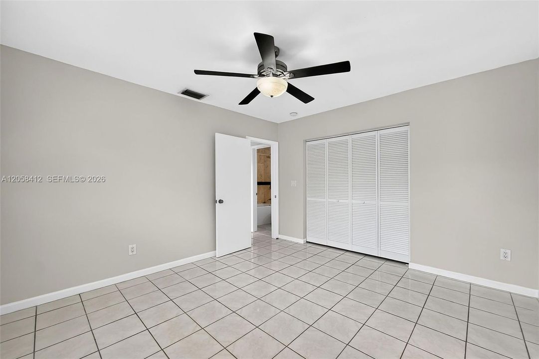 В аренду: $4,950 (5 спален, 3 ванн, 2573 Квадратных фут)