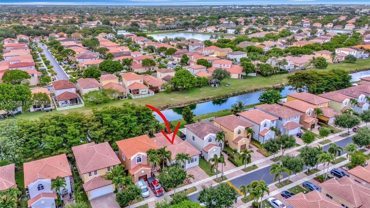 На продажу: $499,000 (3 спален, 2 ванн, 1200 Квадратных фут)