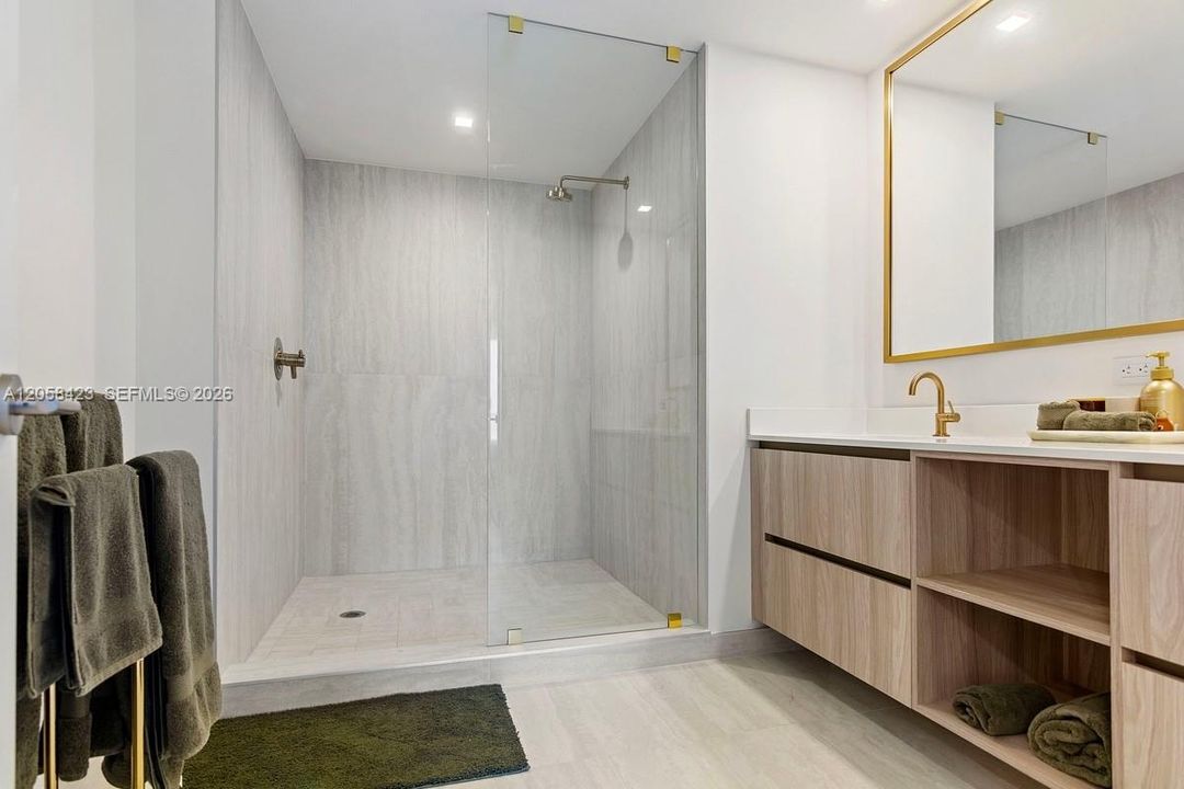 В аренду: $8,900 (2 спален, 2 ванн, 1286 Квадратных фут)