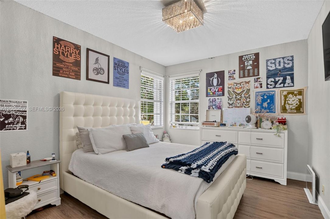 2nd floor bedroom