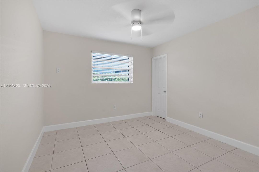 For Rent: $2,500 (2 beds, 1 baths, 800 Square Feet)