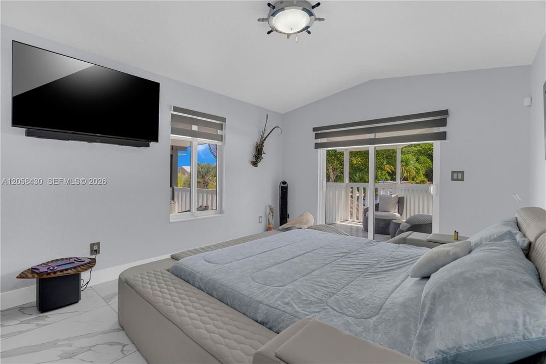 En Venta: $1,899,000 (3 camas, 3 baños, 1798 Pies cuadrados)