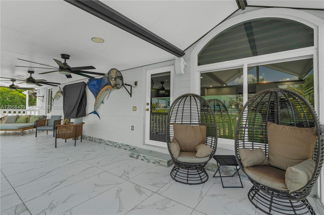 En Venta: $1,899,000 (3 camas, 3 baños, 1798 Pies cuadrados)