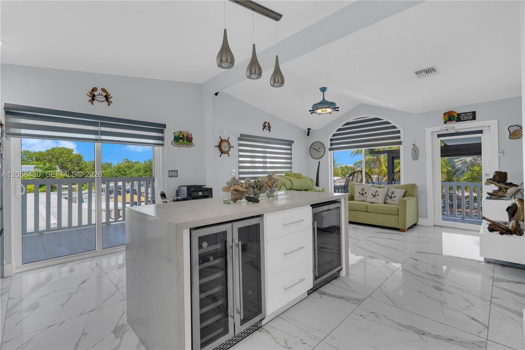 En Venta: $1,899,000 (3 camas, 3 baños, 1798 Pies cuadrados)