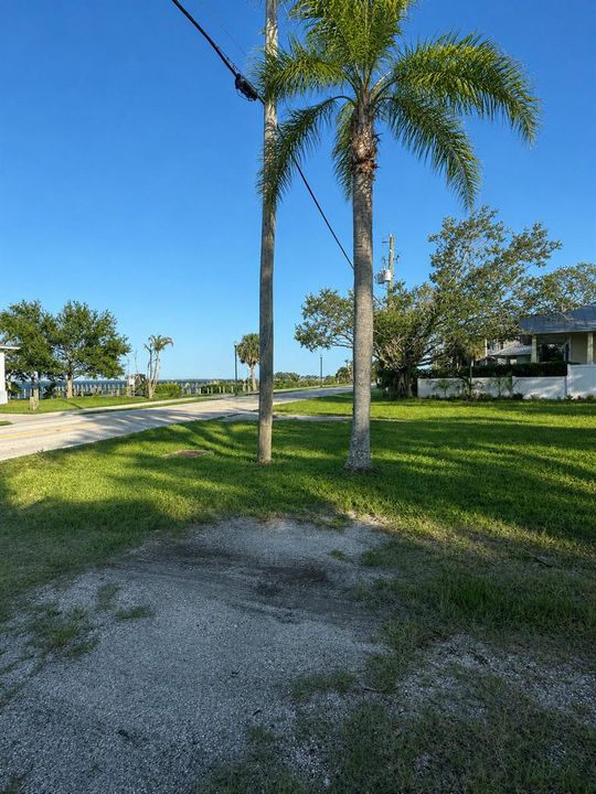 TCT1104US1_1026IndianRiverDr_06_RiverApp