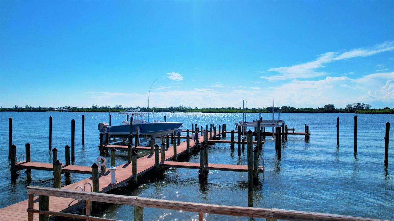 Dock