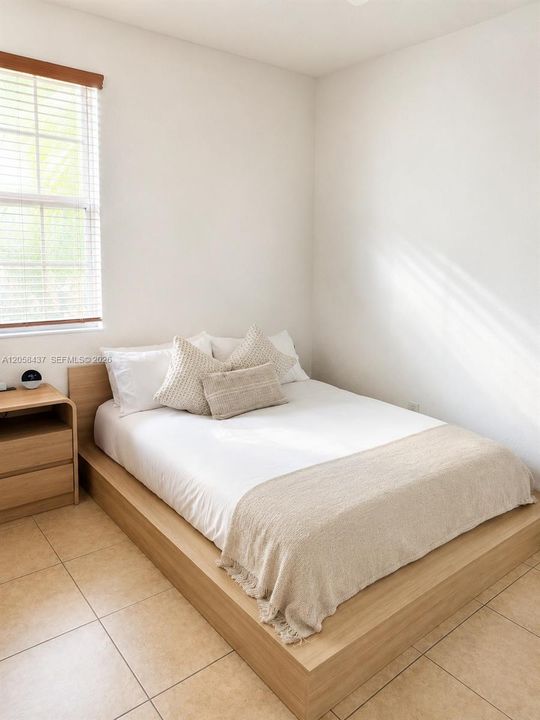 В аренду: $3,100 (3 спален, 2 ванн, 1660 Квадратных фут)