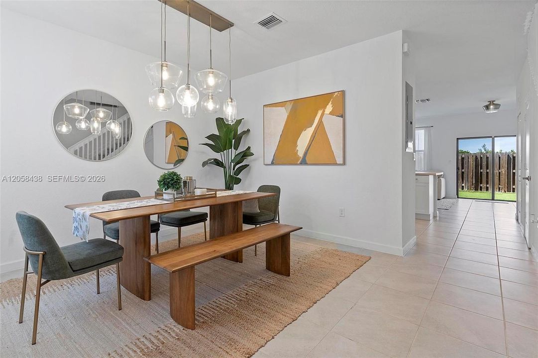 For Sale: $435,000 (3 beds, 2 baths, 1362 Square Feet)