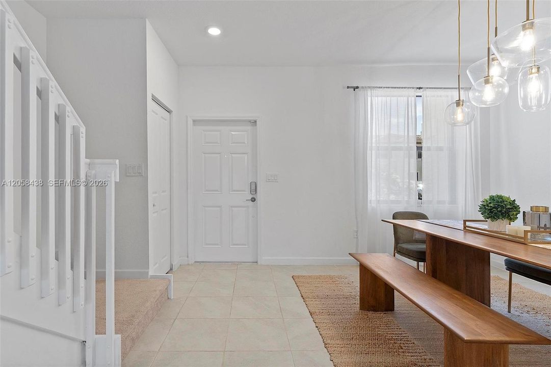 For Sale: $435,000 (3 beds, 2 baths, 1362 Square Feet)