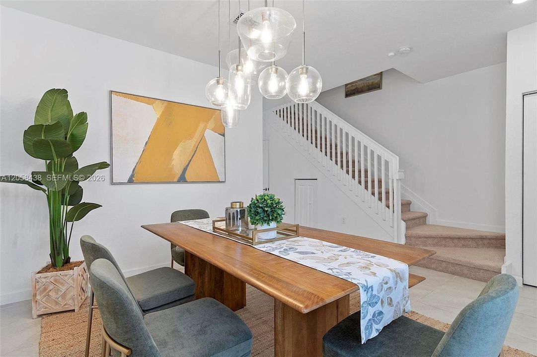 For Sale: $435,000 (3 beds, 2 baths, 1362 Square Feet)