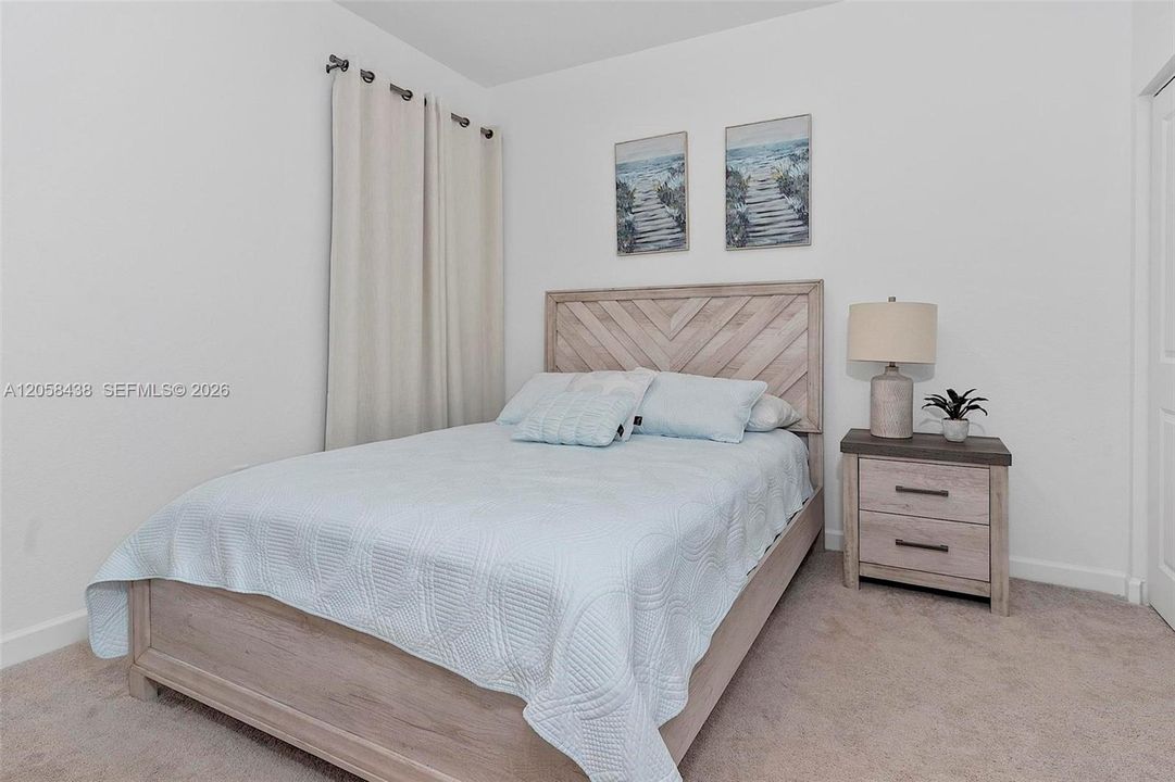 For Sale: $435,000 (3 beds, 2 baths, 1362 Square Feet)