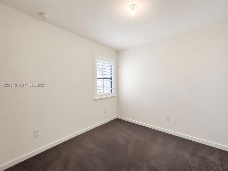 В аренду: $3,000 (3 спален, 2 ванн, 1506 Квадратных фут)