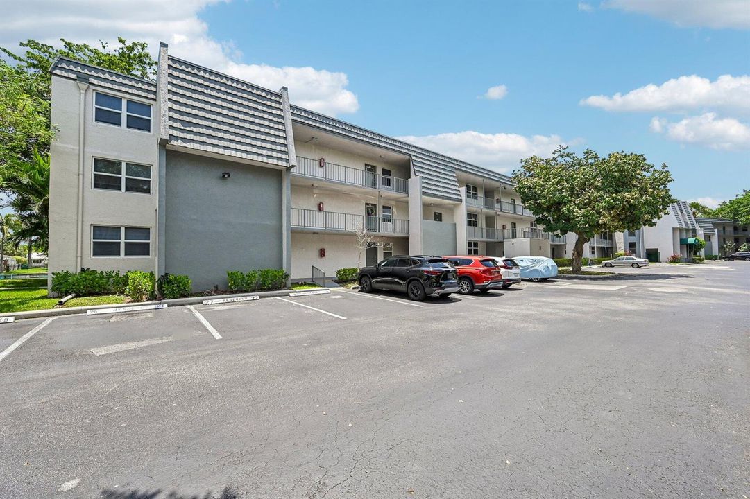 25-web-or-mls-Lime Bay Blvd 103-S2107-02