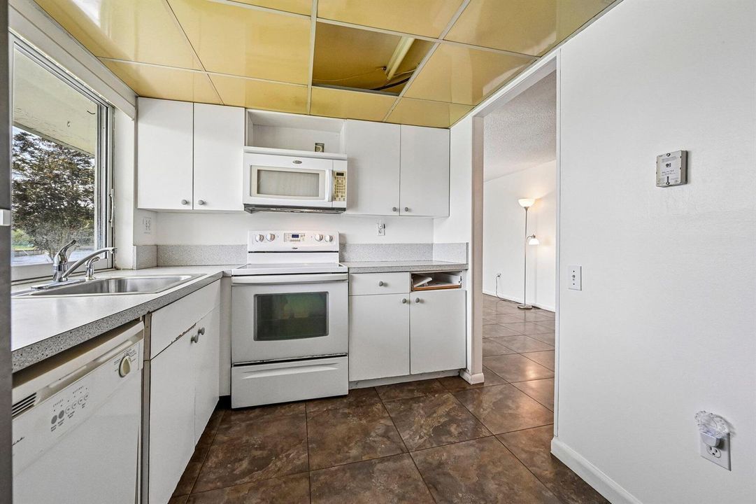 13-web-or-mls-Lime Bay Blvd 103-S2107-01