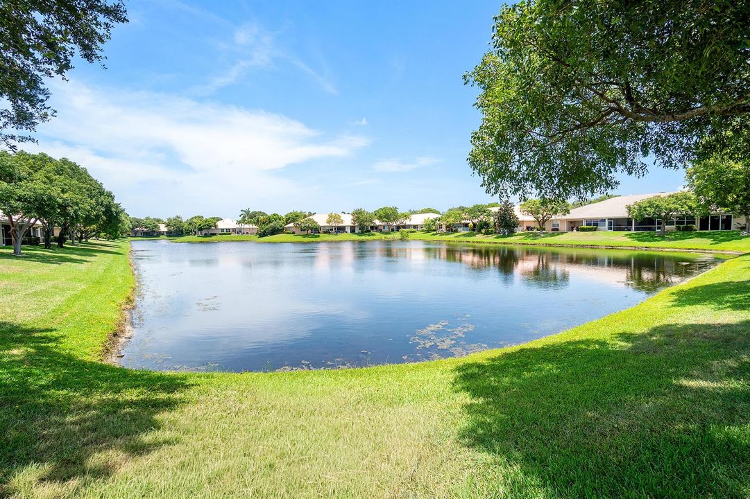 2473 S Coral Trace Cir
