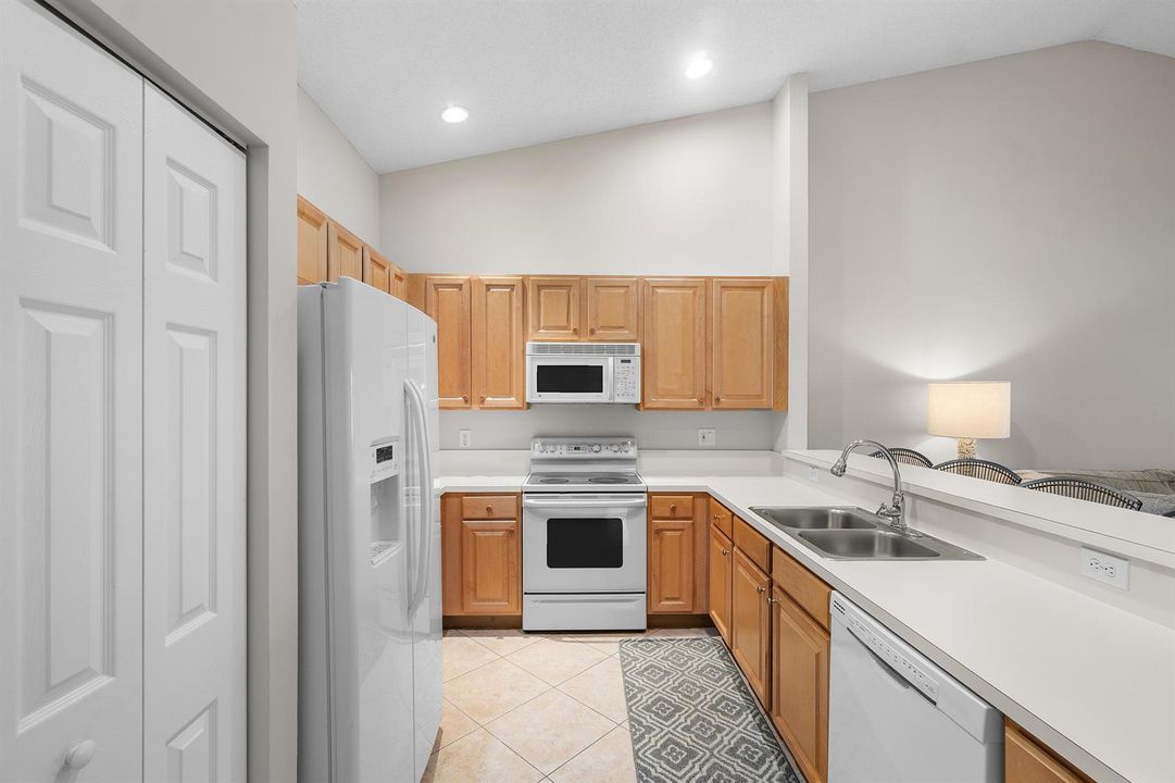 2473 S Coral Trace Cir