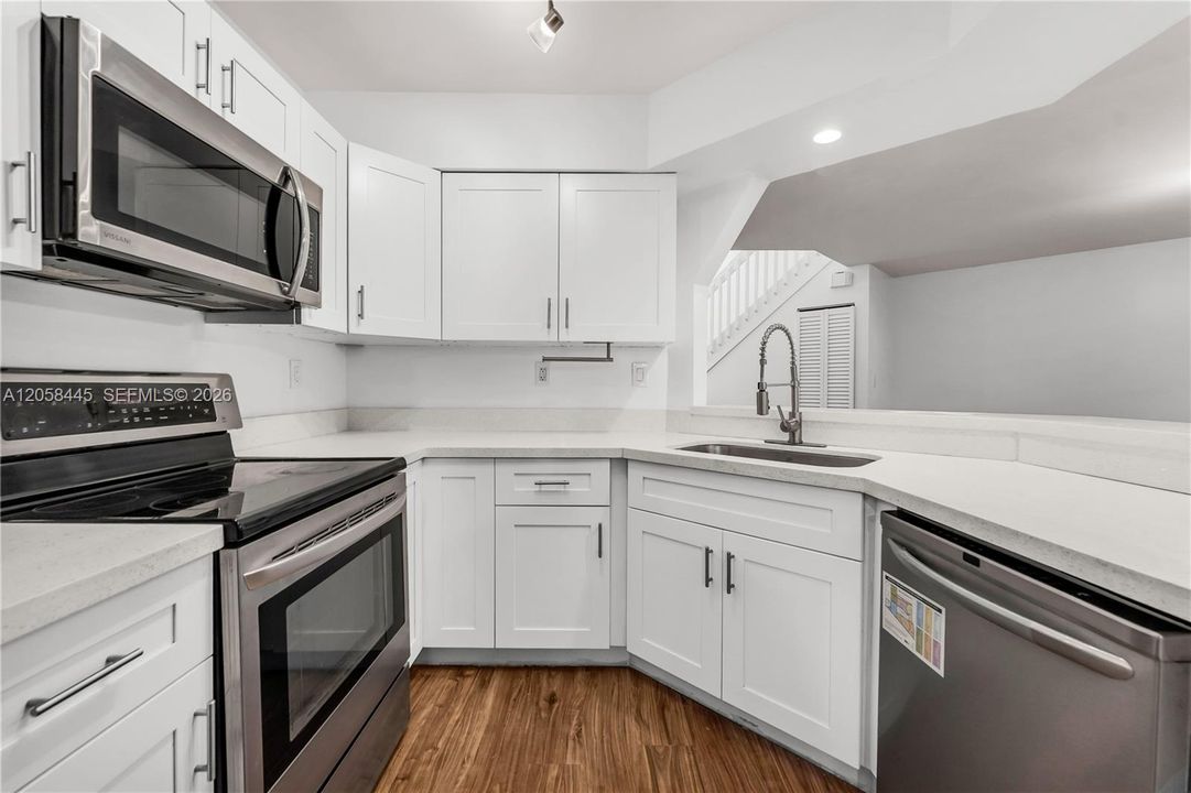 En Venta: $390,000 (2 camas, 2 baños, 1189 Pies cuadrados)