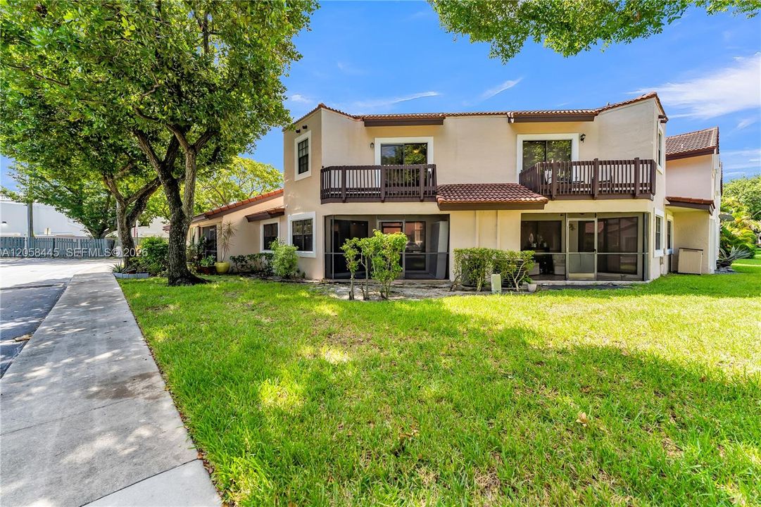 En Venta: $390,000 (2 camas, 2 baños, 1189 Pies cuadrados)