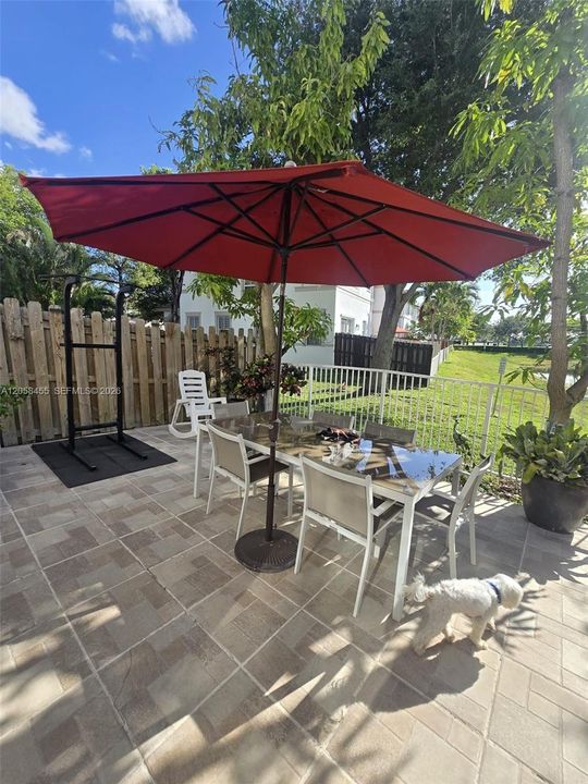 For Sale: $679,900 (3 beds, 2 baths, 1531 Square Feet)