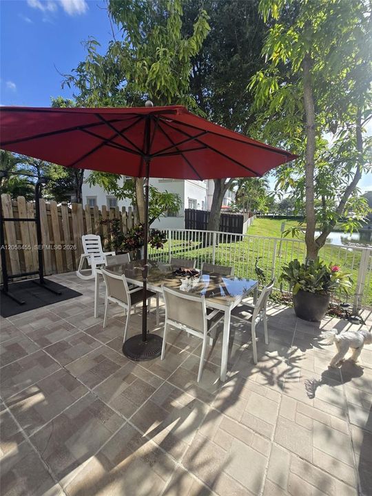For Sale: $679,900 (3 beds, 2 baths, 1531 Square Feet)
