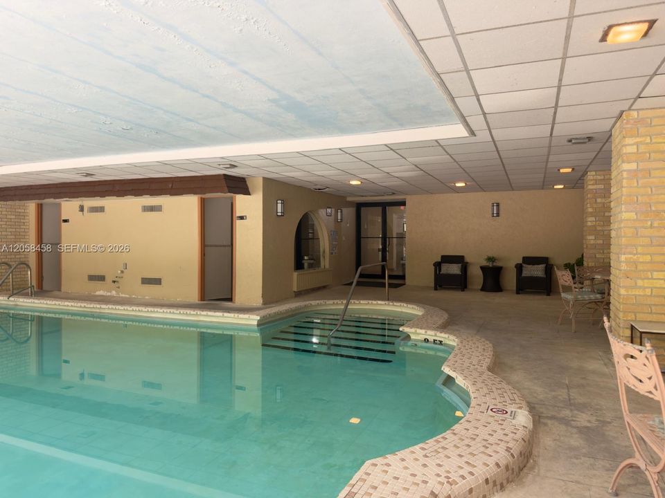 В аренду: $4,500 (2 спален, 2 ванн, 1100 Квадратных фут)