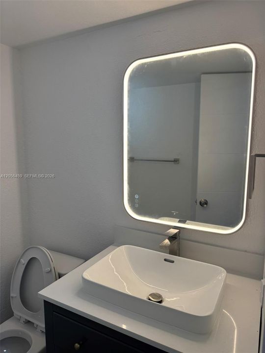В аренду: $2,600 (2 спален, 1 ванн, 1022 Квадратных фут)