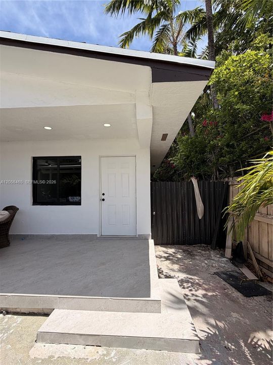 For Rent: $2,350 (2 beds, 1 baths, 3424 Square Feet)