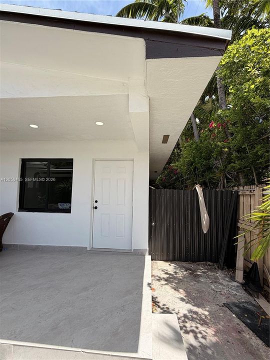 For Rent: $2,350 (2 beds, 1 baths, 3424 Square Feet)