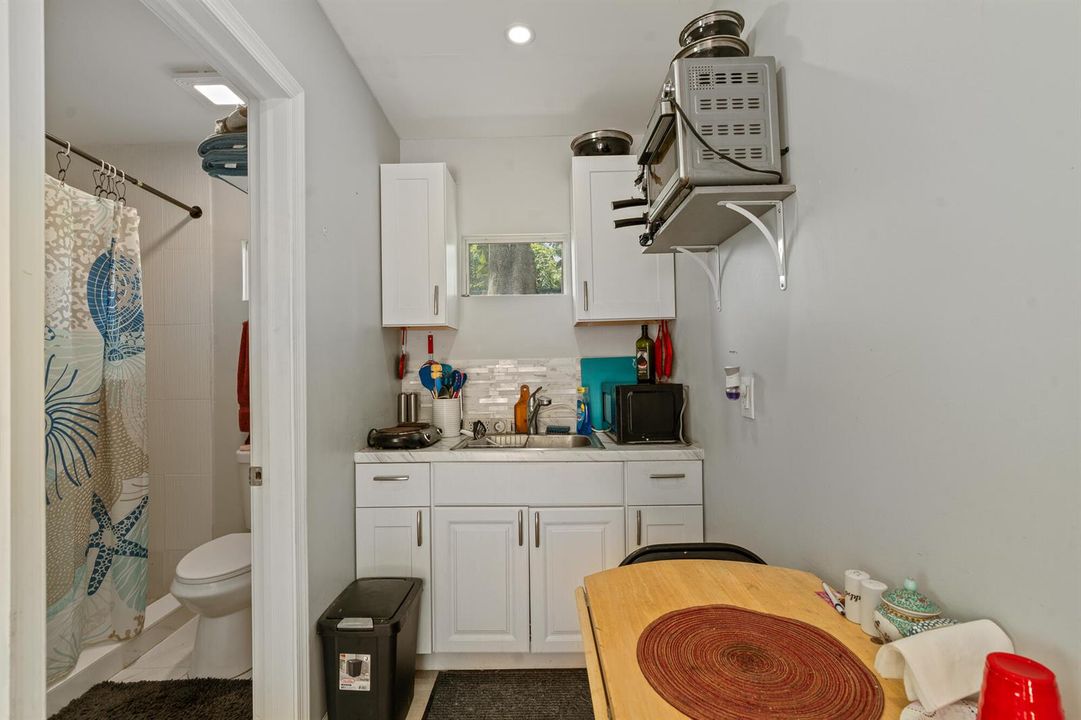 820 29th st west-41
