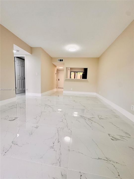 В аренду: $3,500 (3 спален, 2 ванн, 978 Квадратных фут)