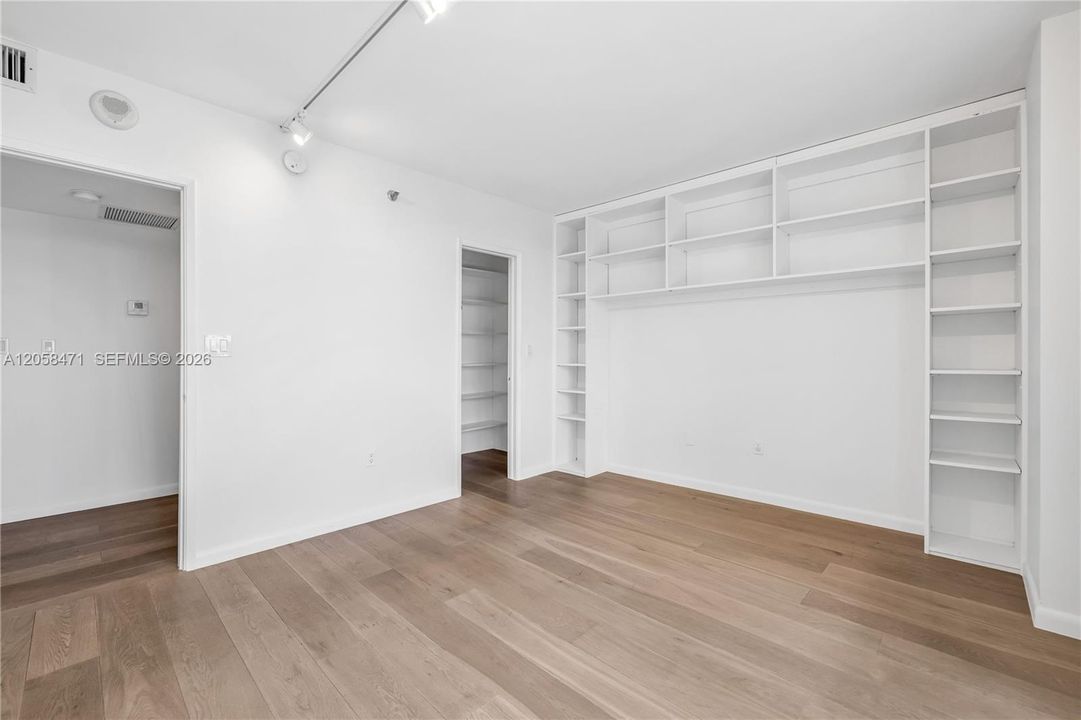 En Renta: $12,000 (3 camas, 3 baños, 2388 Pies cuadrados)