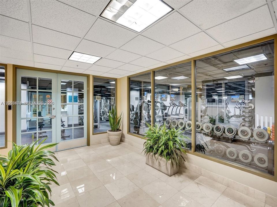 На продажу: $649,900 (2 спален, 2 ванн, 1100 Квадратных фут)
