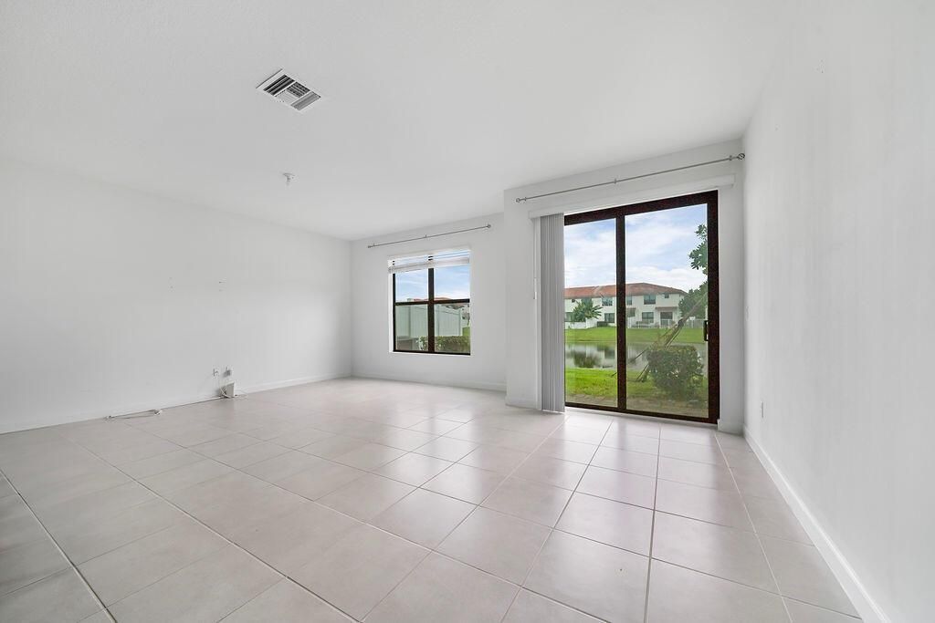 Living & Dining Areas