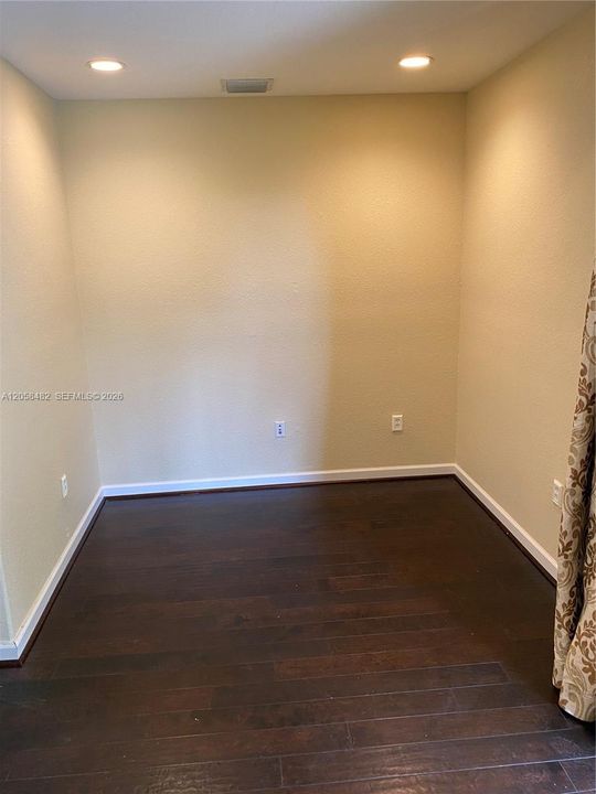 En Renta: $5,950 (5 camas, 4 baños, 3945 Pies cuadrados)