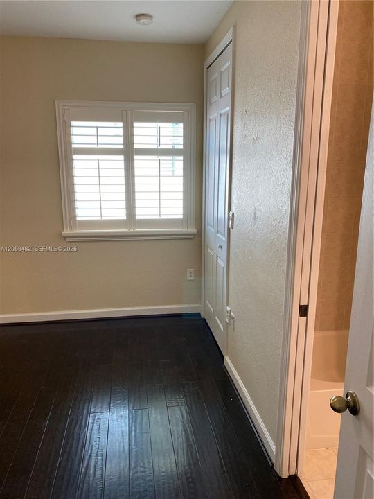 En Renta: $5,950 (5 camas, 4 baños, 3945 Pies cuadrados)