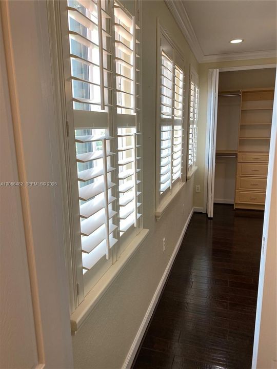 En Renta: $5,950 (5 camas, 4 baños, 3945 Pies cuadrados)