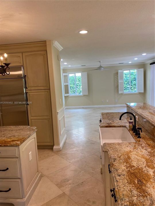 En Renta: $5,950 (5 camas, 4 baños, 3945 Pies cuadrados)