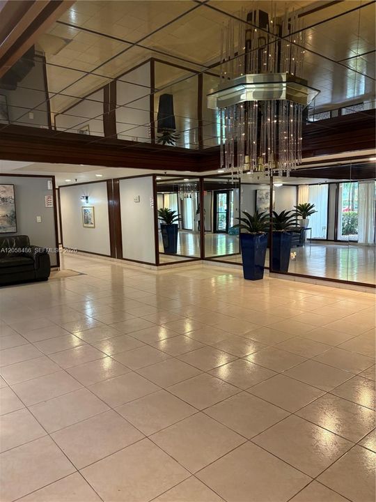 For Rent: $2,400 (2 beds, 2 baths, 1222 Square Feet)