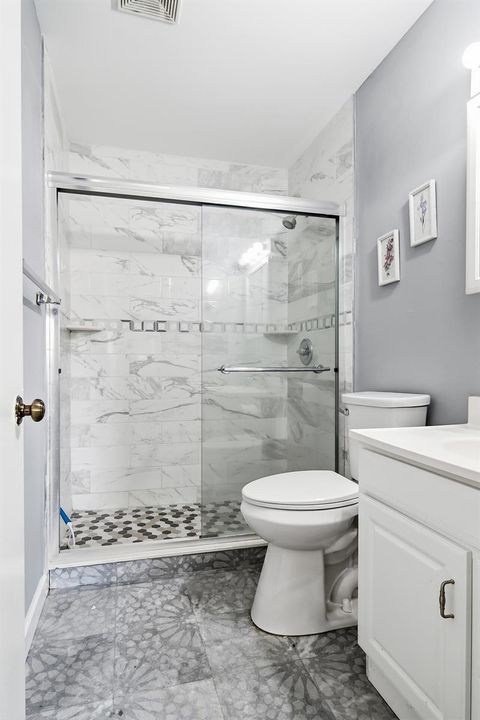 232-LAKE-MERYL-DRIVE-33411-021