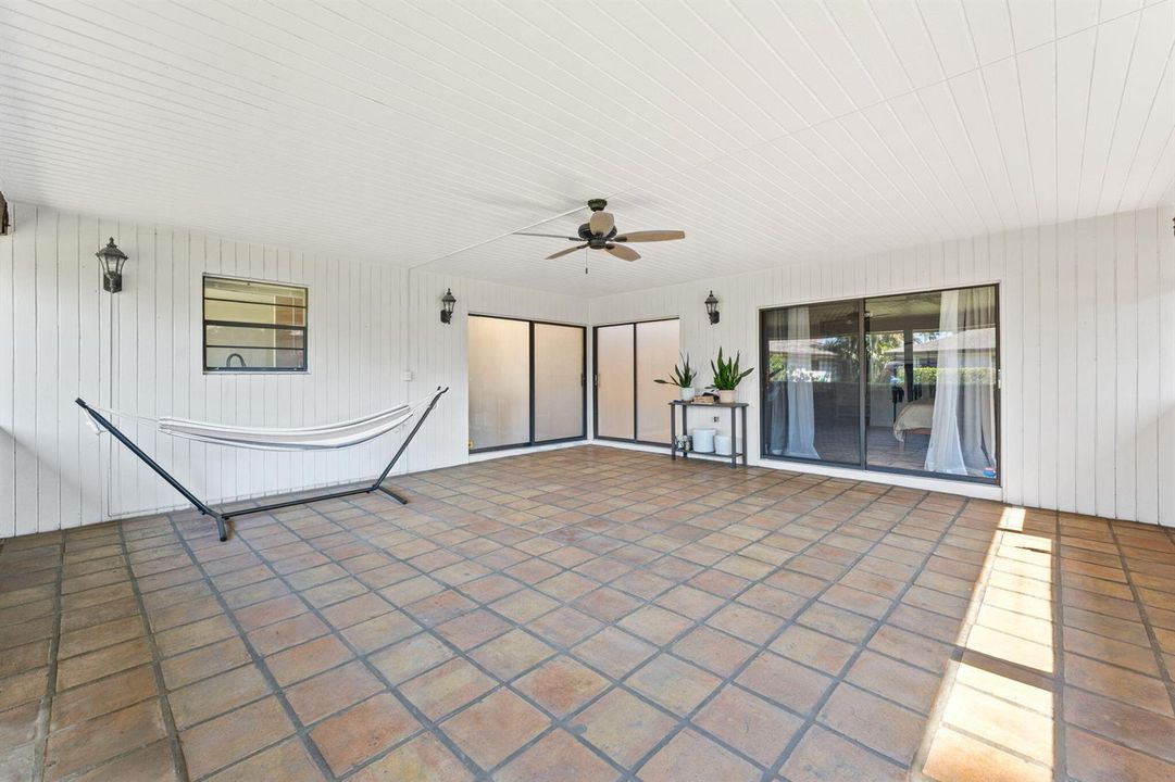 29-web-or-mls-7811 Beechfern Cir-29