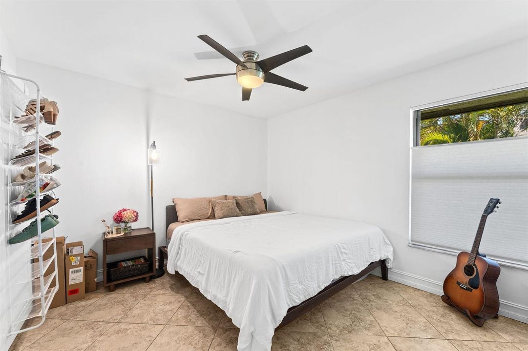 24-web-or-mls-7811 Beechfern Cir-24