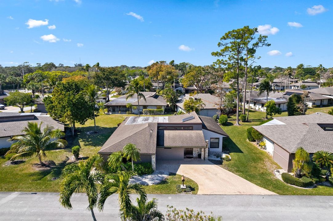 33-web-or-mls-7811 Beechfern Cir-33