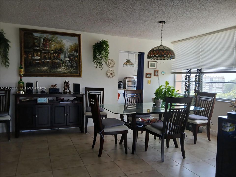 En Venta: $170,000 (2 camas, 2 baños, 1120 Pies cuadrados)