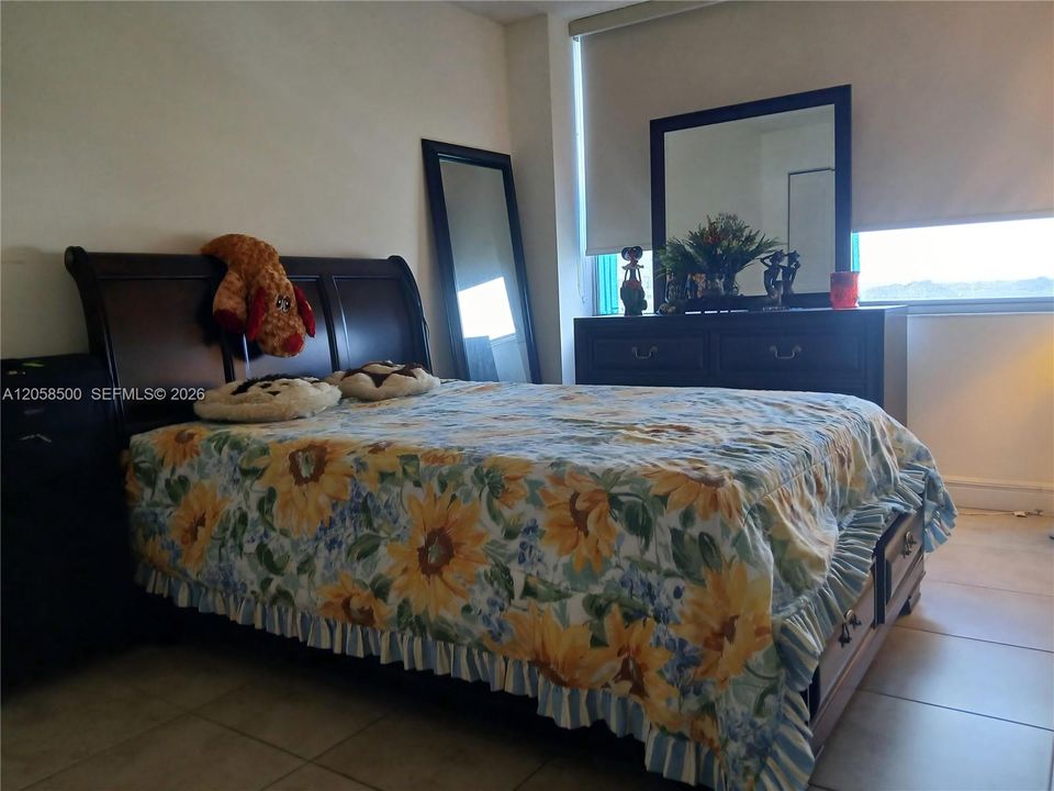 En Venta: $170,000 (2 camas, 2 baños, 1120 Pies cuadrados)